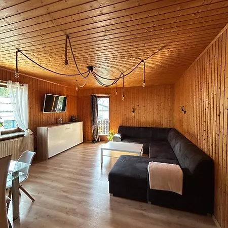 Tina A Petr , Lunz Am