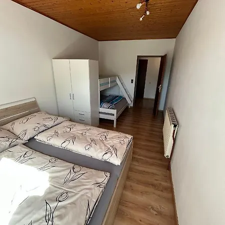 Tina A Petr , Lunz Am Apartment *