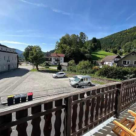 Tina A Petr , Lunz Am * Lunz am See