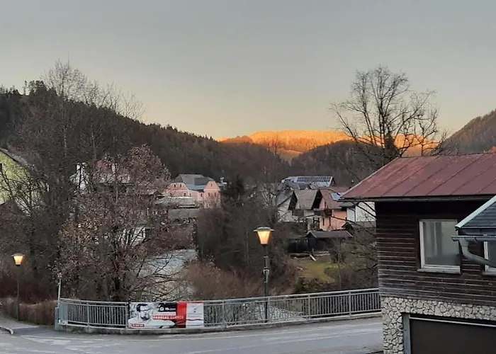 Tina A Petr , Lunz Am Lunz am See