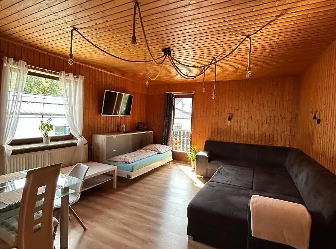 Tina A Petr , Lunz Am *