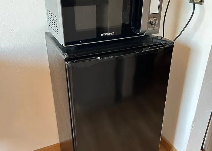 Tina A Petr , Lunz Am Apartamento